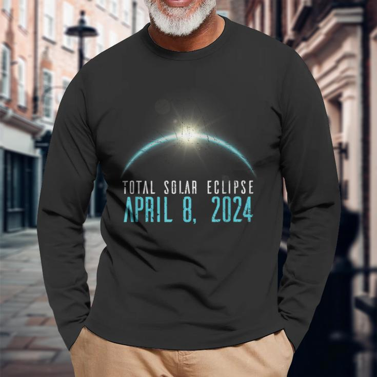 Solar Eclipse 40824 Totality 2024 Astronomy Blue Grunge Long Sleeve T-Shirt Gifts for Old Men