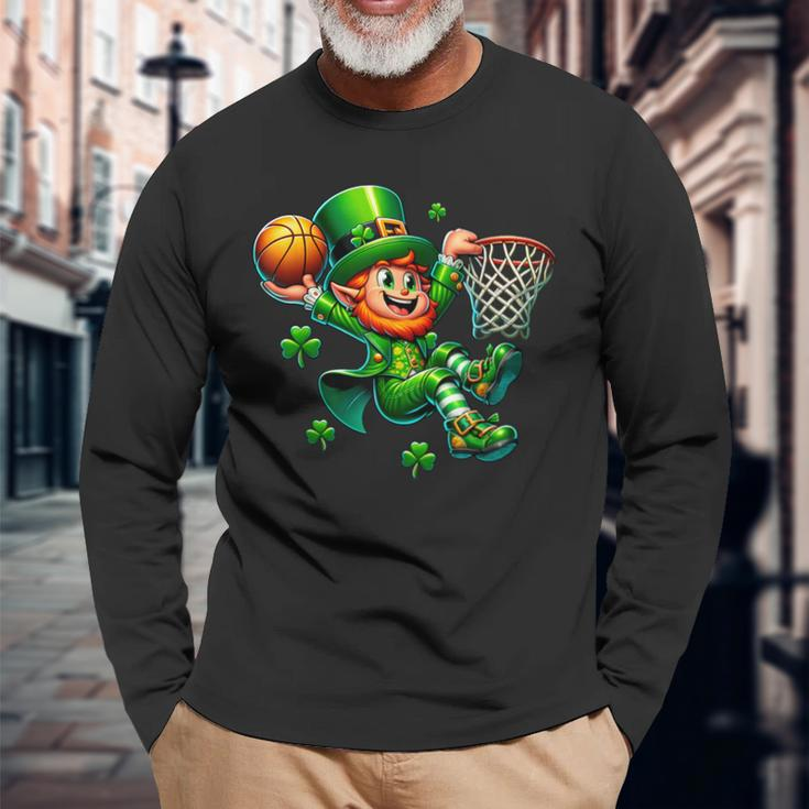 St Patrick's Day Basketball Irish Leprechaun Slam Dunk Long Sleeve T-Shirt Gifts for Old Men