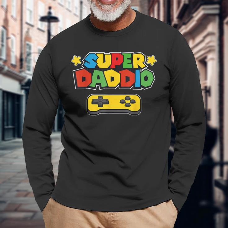Super Daddio Gamer Dad Long Sleeve T-Shirt Gifts for Old Men