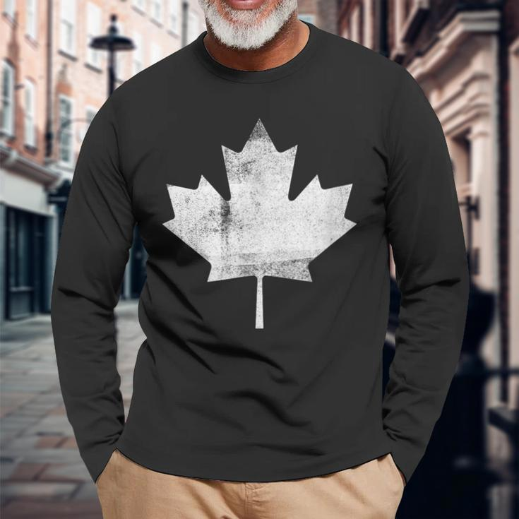 Toronto Canada Maple Leaf Distressed Vintage Retro Fan Long Sleeve T-Shirt Gifts for Old Men