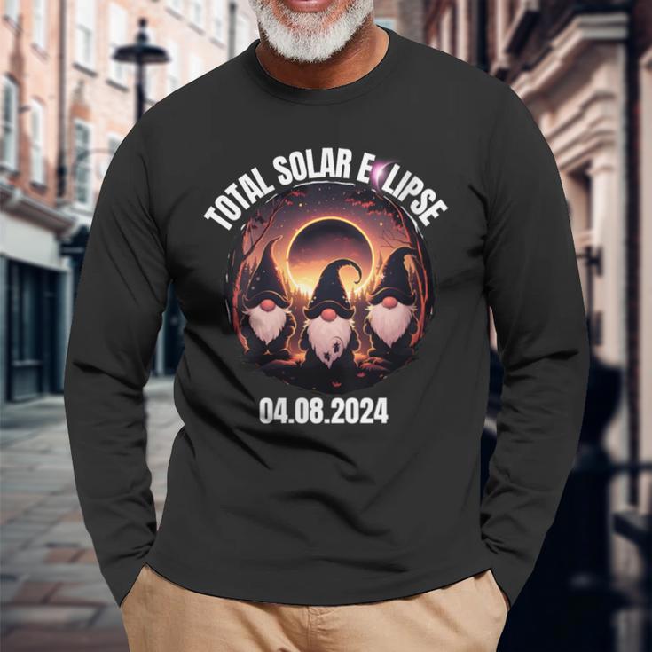 Total Solar Eclipse Gnome Gnomes Totality Party 2024 Long Sleeve T-Shirt Gifts for Old Men