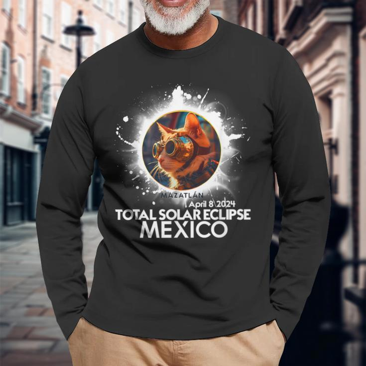 Total Solar Eclipse Mazatlan Mexico 2024 Astronomy Cat Long Sleeve T-Shirt Gifts for Old Men