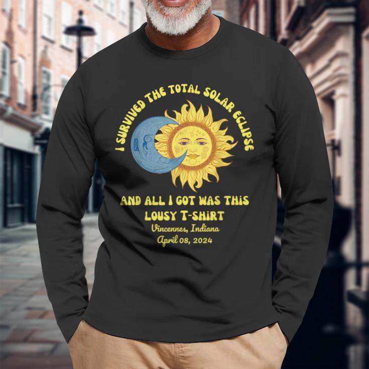 Total Solar Eclipse Vincennes Indiana April 8 2024 Retro Long Sleeve T-Shirt Gifts for Old Men