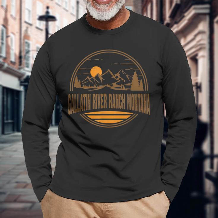 Vintage Gallatin River Ranch Montana Mountain Hiking Print Long Sleeve T-Shirt Gifts for Old Men