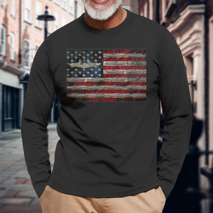 Vintage Navy Submarine Warfare Insignia American Flag Long Sleeve T-Shirt Gifts for Old Men