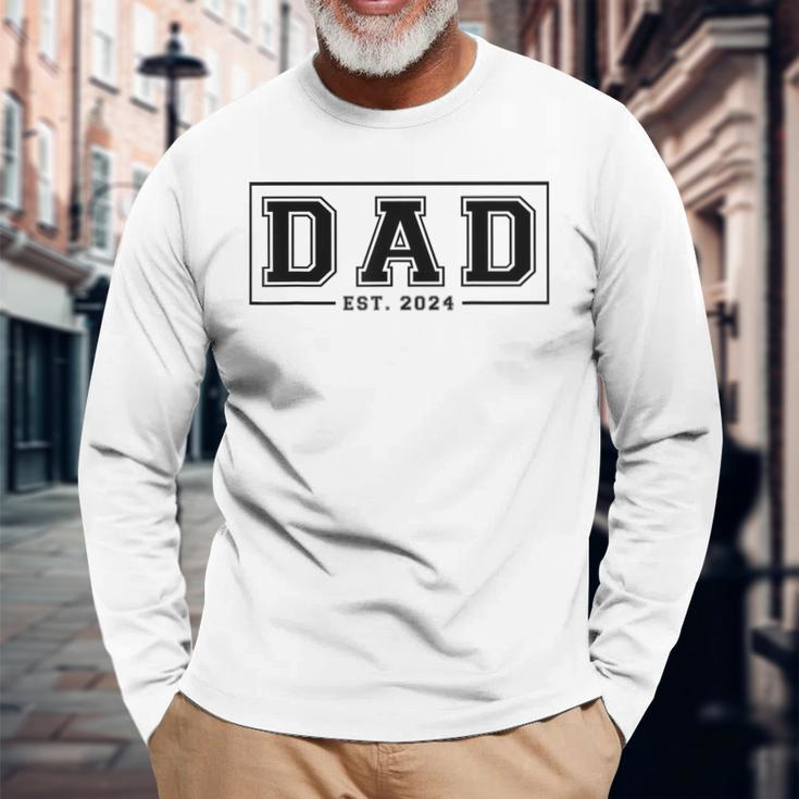 Dad Est 2024 Promoted To Daddy 2024 Pregnancy Announcement Long Sleeve T-Shirt Gifts for Old Men