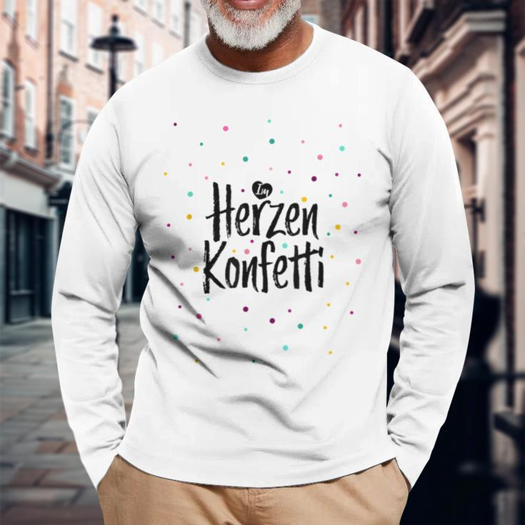 Frohes Weißes Herzkonfetti Langarmshirts, Buntes Konfetti-Design Geschenke für alte Männer