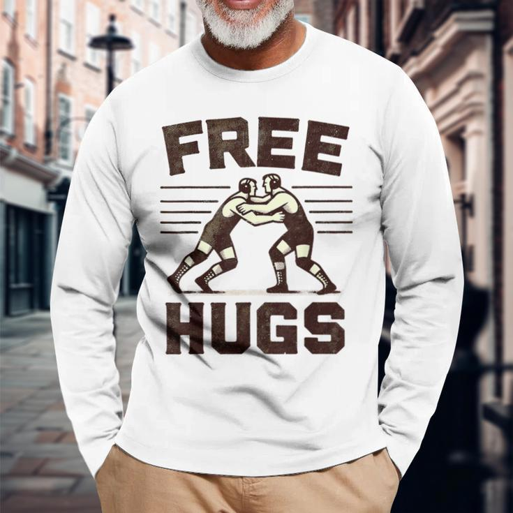 Vintage Wrestler Free Hugs Humor Wrestling Match Long Sleeve T-Shirt Gifts for Old Men