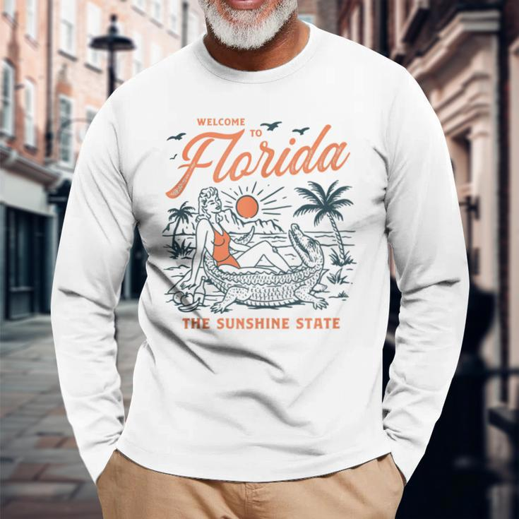 Welcome To Florida Vintage Gator Beach Sunshine State Long Sleeve T-Shirt Gifts for Old Men
