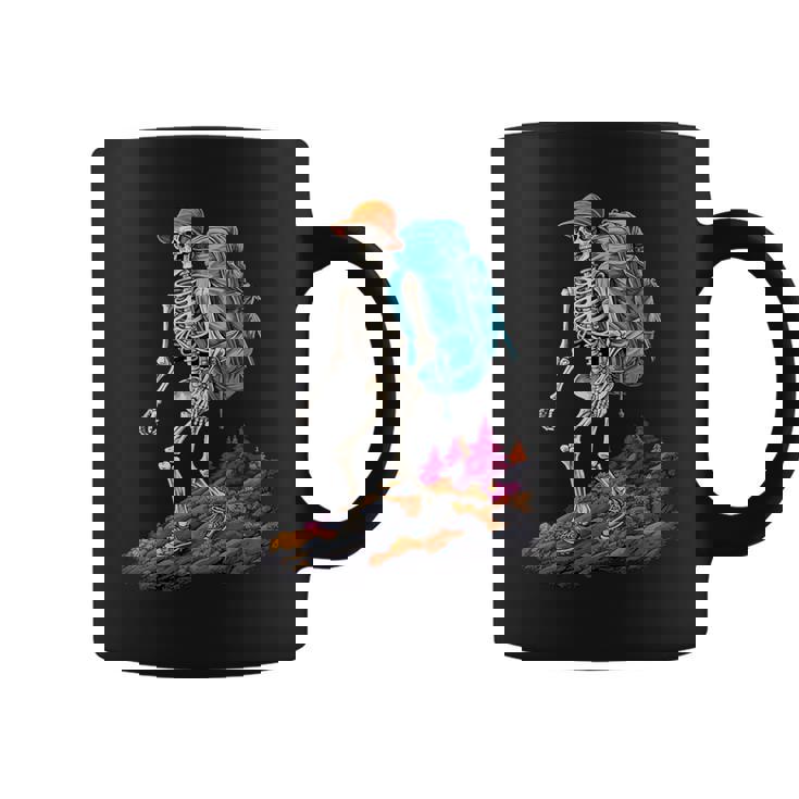 Esqueleto Al Aire Libre Aventuras De Montaña Esqueleto Senderismo Taza de café