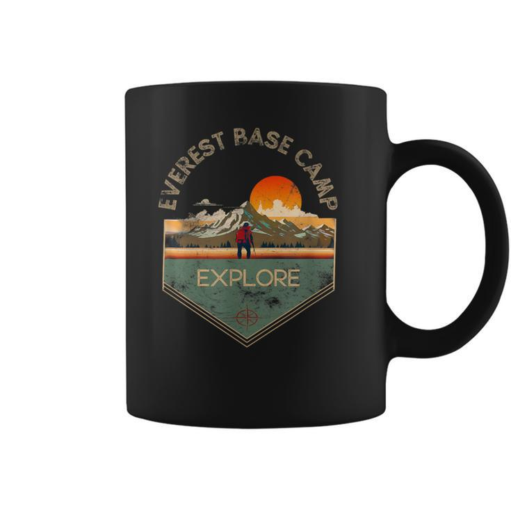 Everest Base Camp Retro Vintage Hiking Apparel Souvenir Coffee Mug