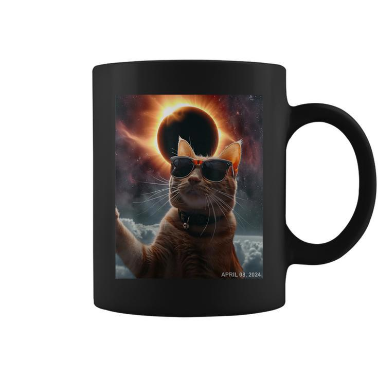 Cat Taking A Selfie With Solar Eclipse 2024 Glasses Coffee Mug