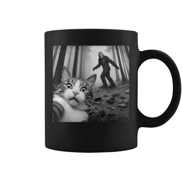 Surprised Scared Cat Selfie With Sasquatsch Bigfoot Coffee Mug