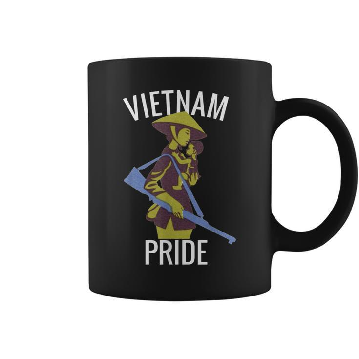 Retro Militant Vietnam Pride Vietnamese Mom I Love Vietnam Coffee Mug