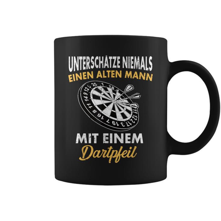 Underschätze Niemals Einen Old Mann Mit Einem Dartpfeil Tassen