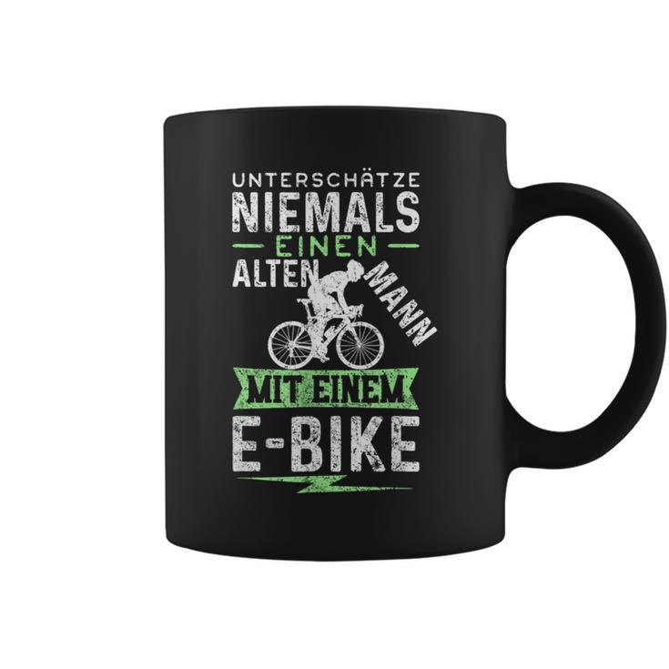 Underschätze Niemals Einen Old Mann Mit Einem E-Bike S Tassen