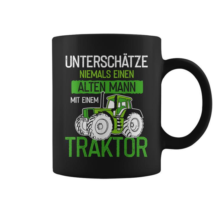 Unterschätze Niemals Einen Alten Mann Mit Einem Traktor Opa Tassen