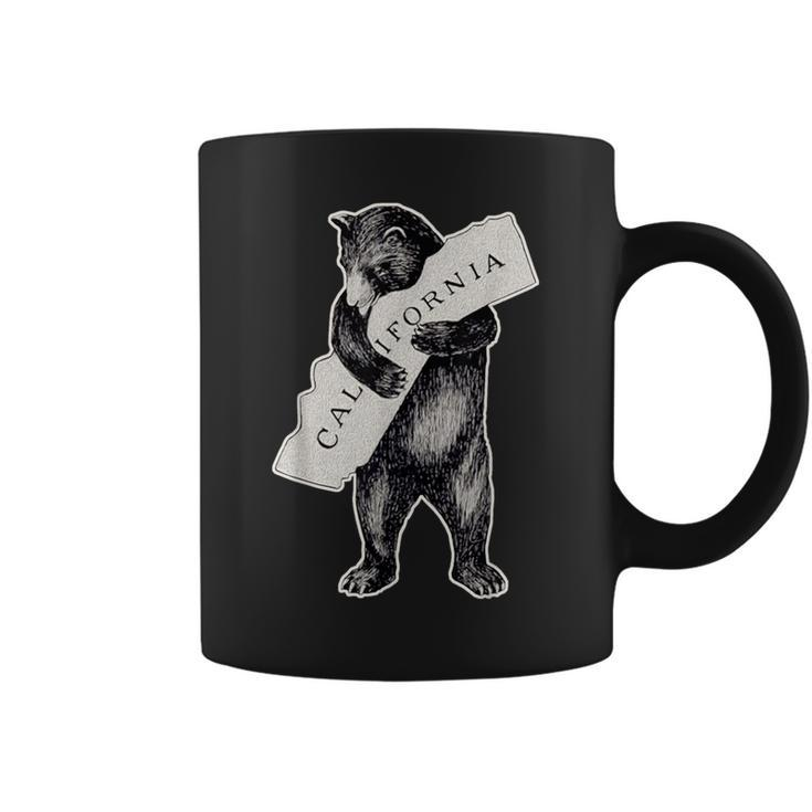 Usa I Love California Art-Retro Vintage Cali Bear Hug Coffee Mug