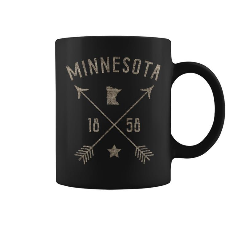 Vintage Minnesota Distressed Home State Map Boho Arrows Coffee Mug