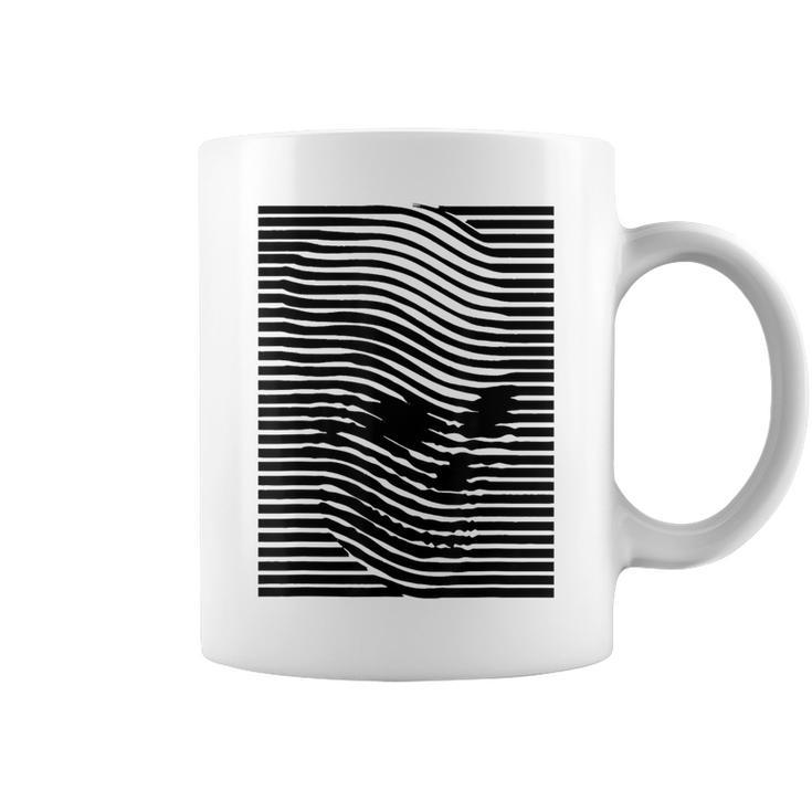 Optical Illusion Skull Stripes Effect & T Coffee Mug