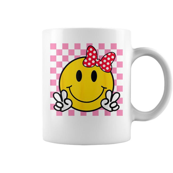 Retro Happy Face With Bow And Checkered Pattern Smile Face Coffee Mug