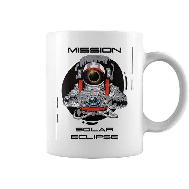 Usa 2024 Solar Eclipse Astronaut Space Photography Coffee Mug
