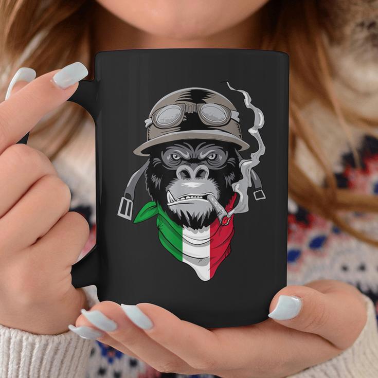 Aviator-Gorilla Grafik-Tassen, Italienisches Flaggen-Schal Design, Schwarz Lustige Geschenke