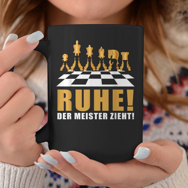 Der Meister Zieht Men's Rest Chess Player German Language Tassen Lustige Geschenke