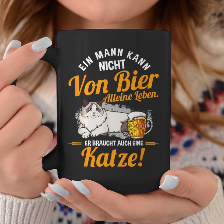 Ein Mann Kann Nichton Bier Alleine Leben Ein Mann Kann Nichton Bier Tassen Lustige Geschenke