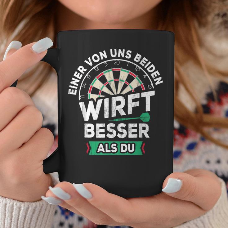 Einer Von Us Beiden Wrft Besser Als Du Darts Sl Darts Tassen Lustige Geschenke