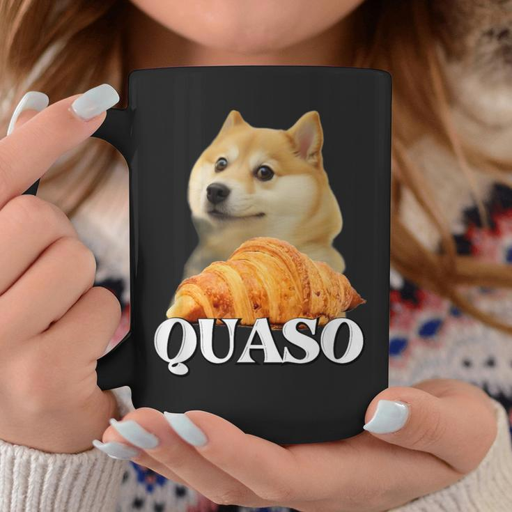Croissant Quaso Meme Croissant Dog Meme Tassen Lustige Geschenke