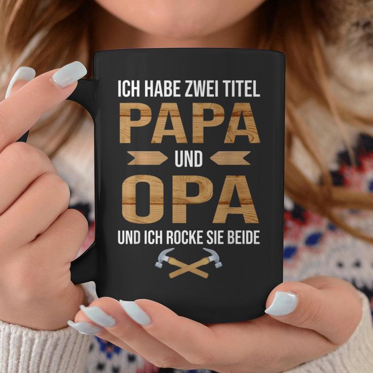 Ich Habe Zwei Titel Papa Und Opa Und Ich Rocke Sie Bee Tassen Lustige Geschenke