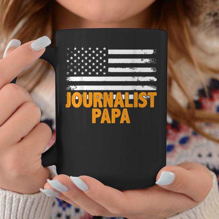 Journalist Papa Amerikanische Flaggeatertag Tassen Lustige Geschenke