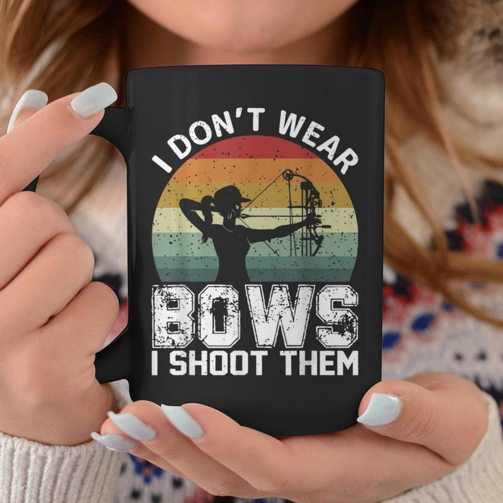 Retro I Don't Wear Bows I Shoot Them Archery Girl Bowhunting Coffee Mug Personalized Gifts