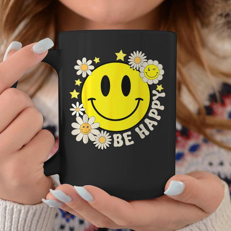 Retro Groovy Be Happy Smile Face Daisy Flower 70S Coffee Mug Funny Gifts