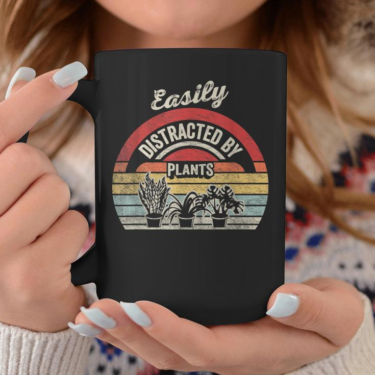Retro Vintage Easily Distracted By Plants Gardening Coffee Mug Funny Gifts