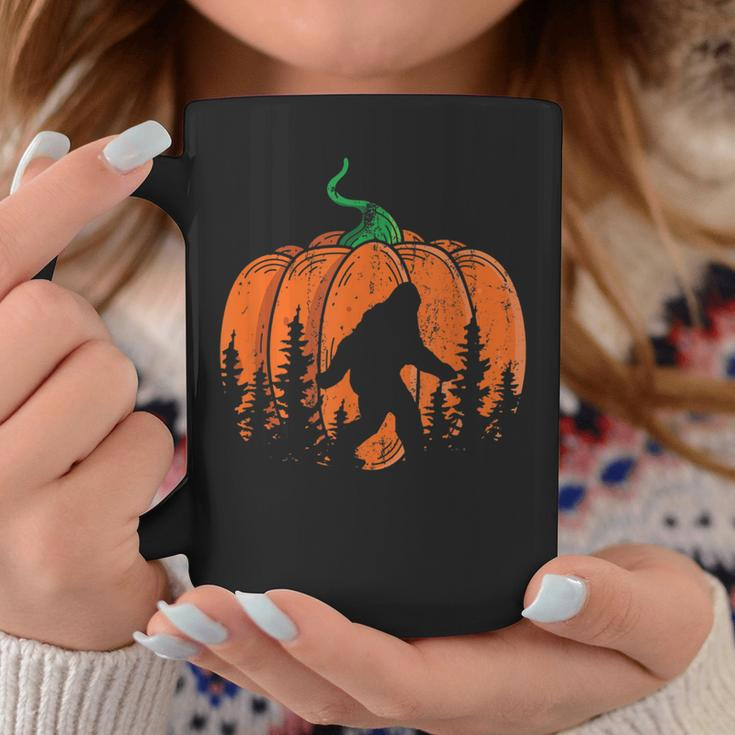 Vintage Bigfoot Pumpkin Halloween Trick Or Treat Coffee Mug Unique Gifts