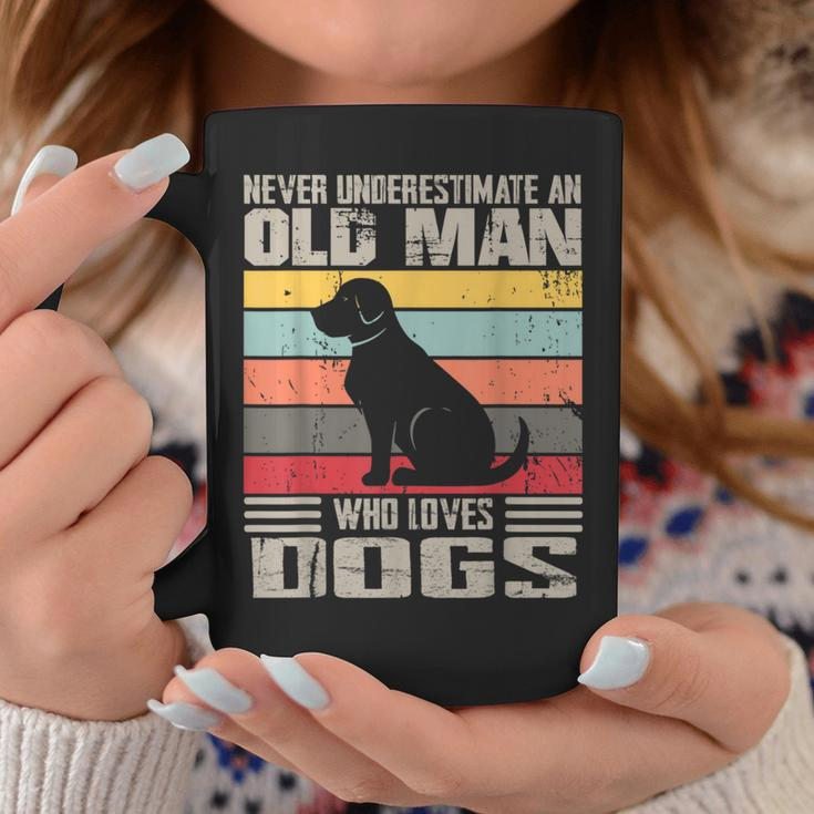 Vintage Never Underestimate An Old Man Who Loves Dogs Cute Coffee Mug Personalized Gifts