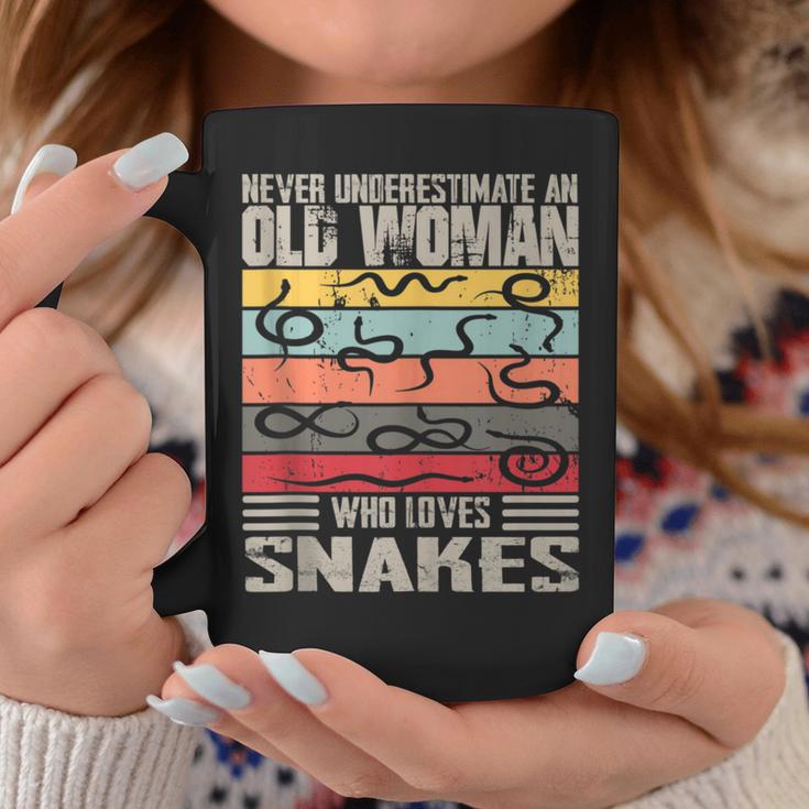 Vintage Never Underestimate An Old Woman Who Loves Snakes Coffee Mug Unique Gifts