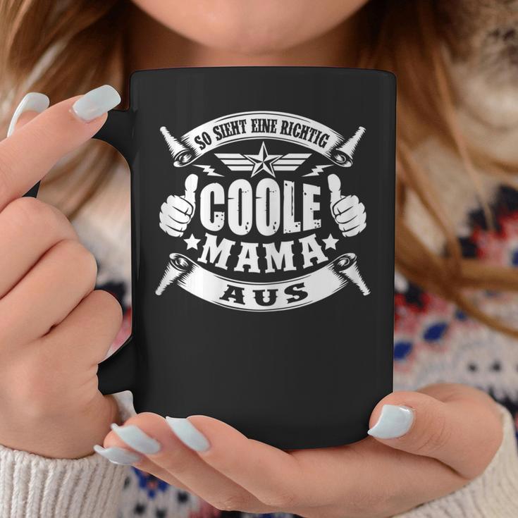 Women's With Text So Sieht Ein Richtig Coole Mama Aus Tassen Lustige Geschenke