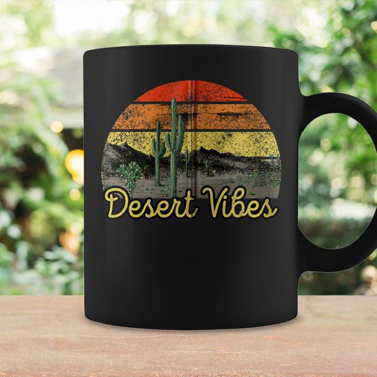 Amantes De Cactus Retrointageibes Desierto Taza de café Ideas de regalos