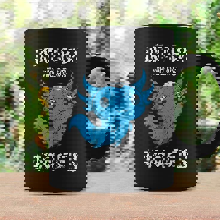 Animal Sólo Un Chico Que Ama Los Axolotls Salamandra Ajolote Taza de café Ideas de regalos