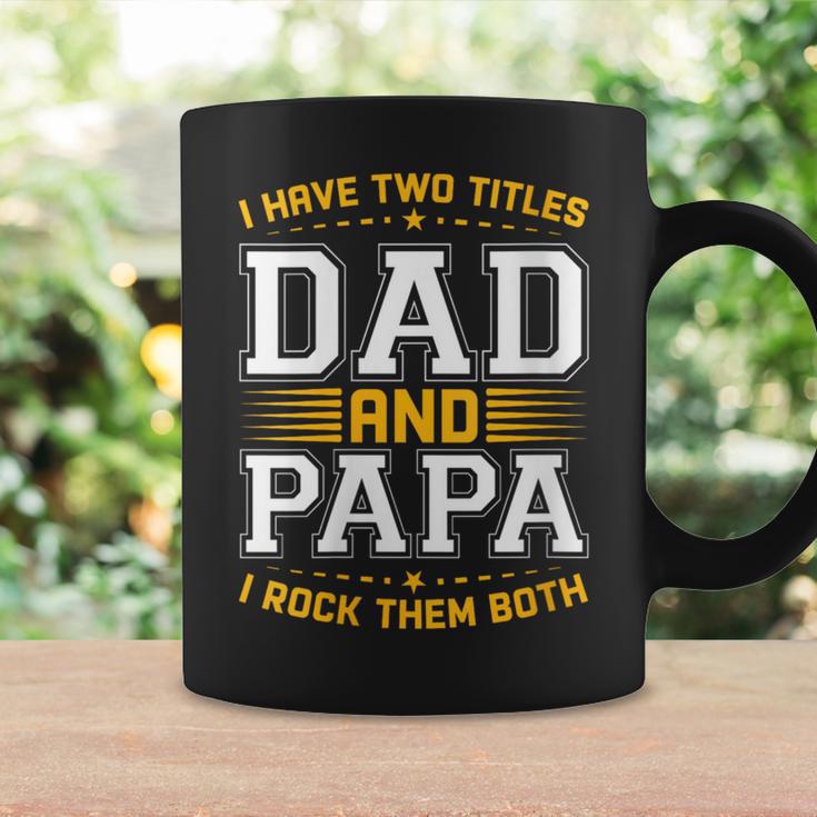 Damen Ich Habe Zwei Titel Papa Und Papa Lustigeratertag Papa Mit-Ausschnitt Tassen Geschenkideen