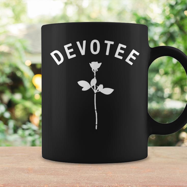 Devotee Rose Grafik Tassen, Kunstvolles Design Tee Geschenkideen