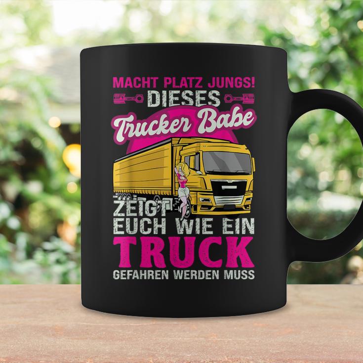 Dieses Trucker Babe Shows Euch Wie Ein Truck Gefahren Wird Tassen Geschenkideen