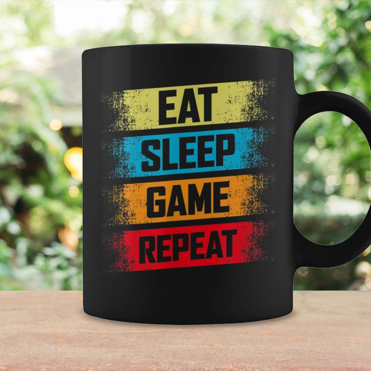 Eat Sleep Game Repeat Gaming Tassen Geschenkideen