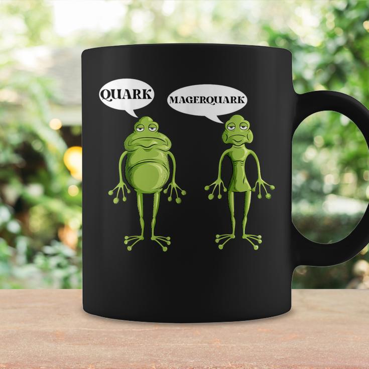 Frosch Macht Quark Diät Magerquark Wortspiel Schwarzes Tassen Geschenkideen