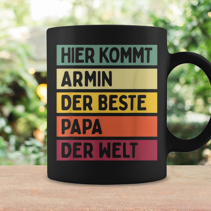 Herren Hier Kommt Armin Der Beste Papa Der Weltatertag Retro Tassen Geschenkideen