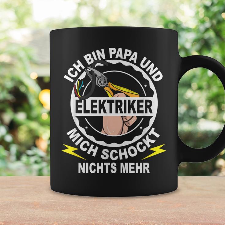 Ich Bin Papa Und Elektroriker Mich Schocktnichts Mehr Mehr Tassen Geschenkideen