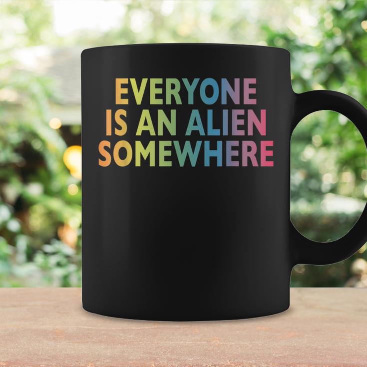 Jeder Ist Ein Alien Somewhere Tassen Geschenkideen